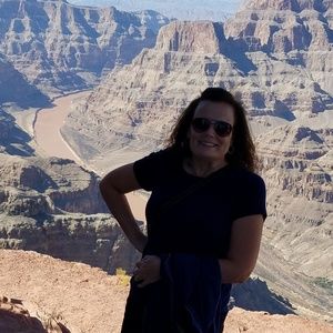 Meet your Posher, Denise